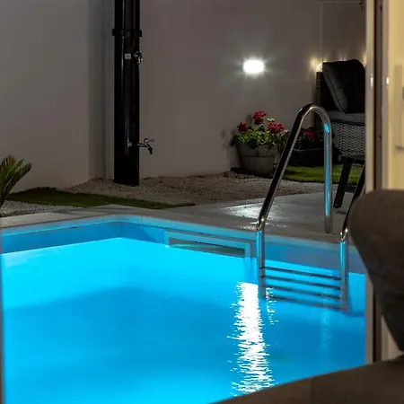 Villa Divinus Drage